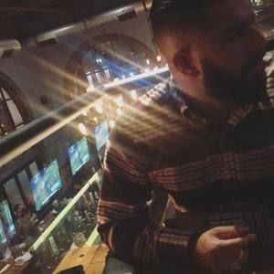 Meet your Posher, Ty